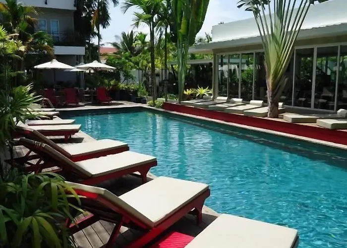 Men's & Siem Reap