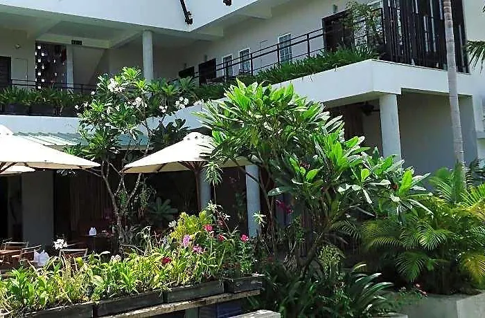 Men's & Siem Reap
