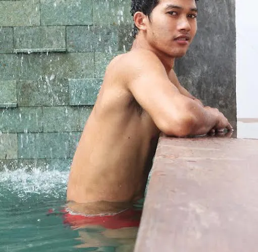 Men's & Hotel Siem Reap